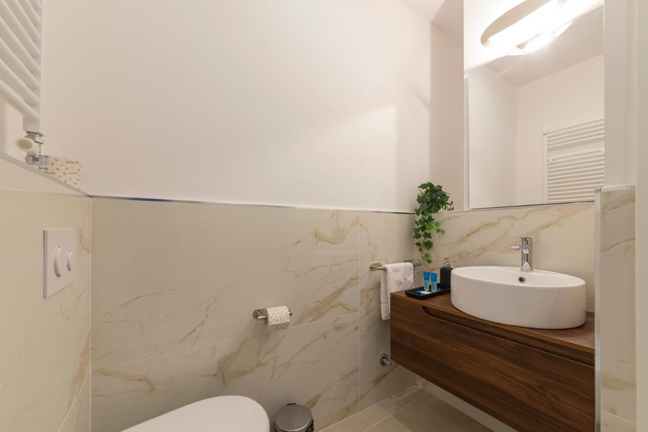 I Host Apartment - Val Strona ミラノ エクステリア 写真
