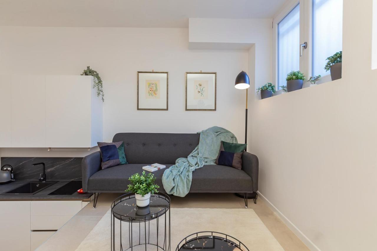 I Host Apartment - Val Strona ミラノ エクステリア 写真