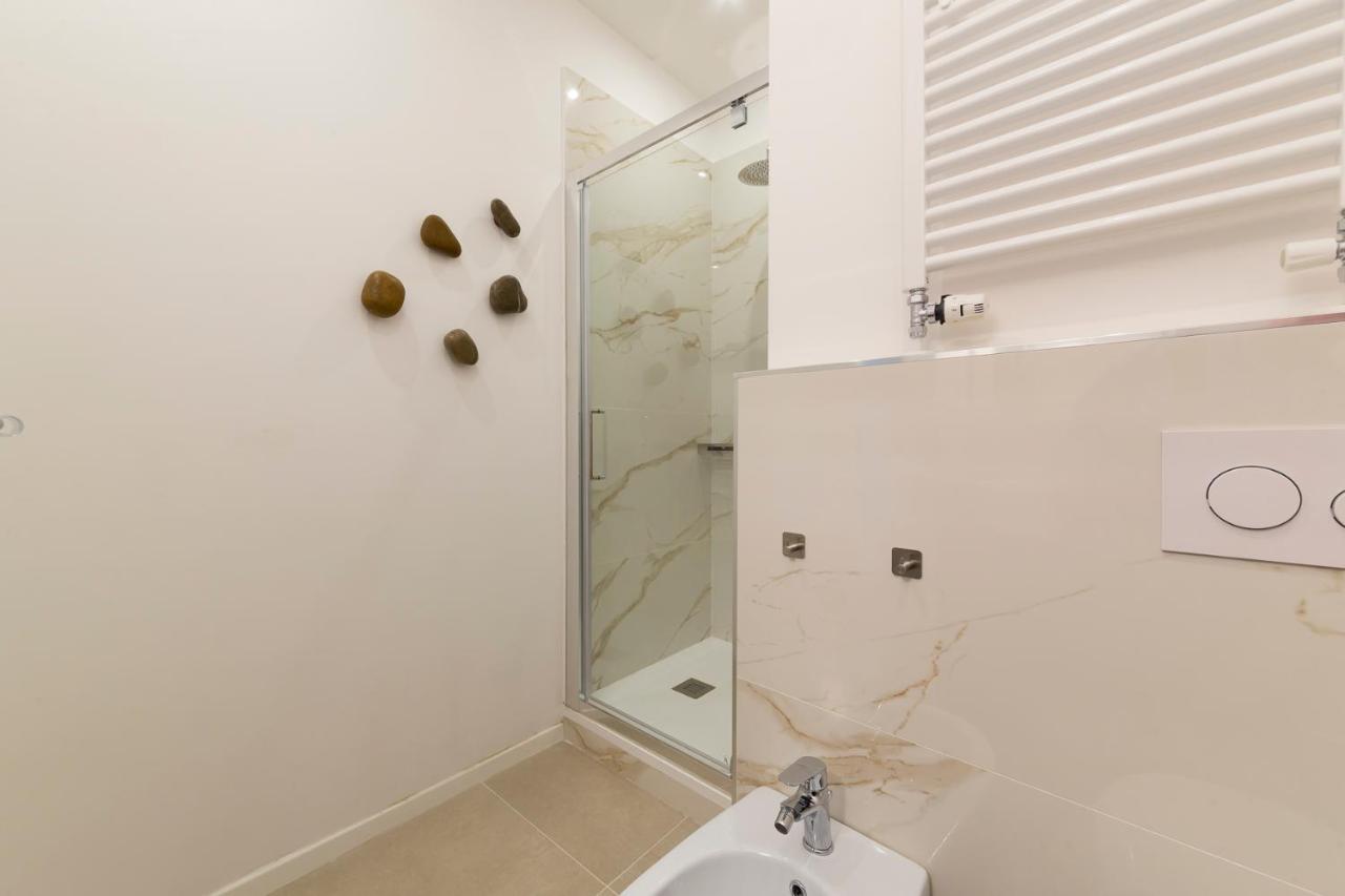 I Host Apartment - Val Strona ミラノ エクステリア 写真