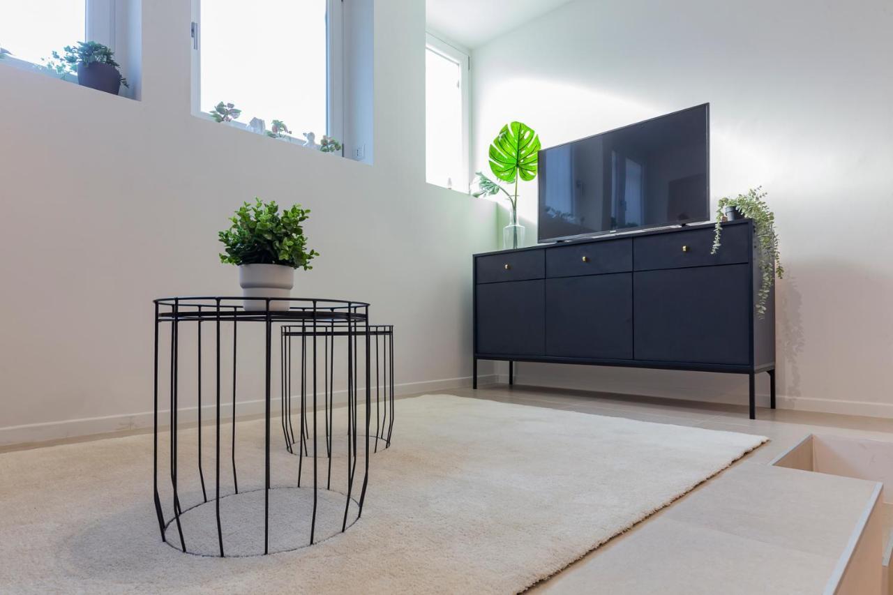 I Host Apartment - Val Strona ミラノ エクステリア 写真