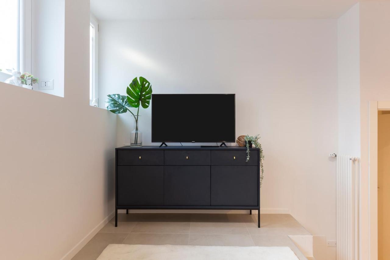 I Host Apartment - Val Strona ミラノ エクステリア 写真